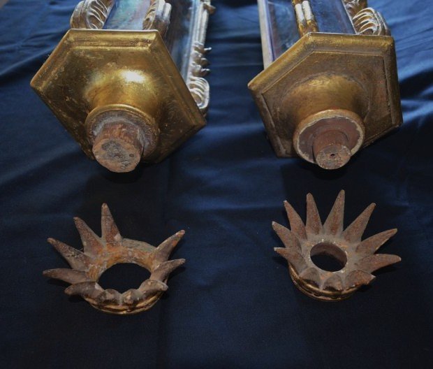 Pair Of Louis XV Giltwood Sconces-photo-3