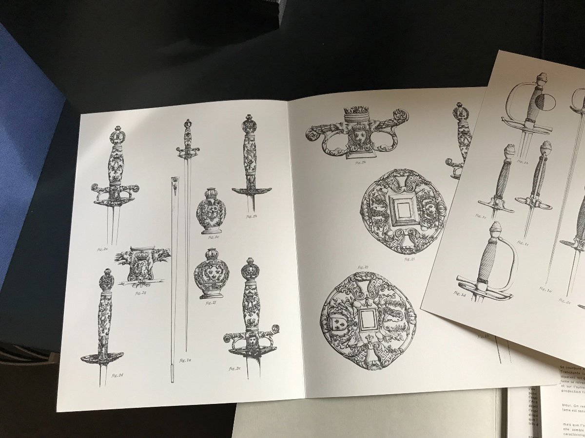 Aries : Collection Complete De 30 Fascicules Sur Armes Blanches Militaires Francaises Sabre-photo-3