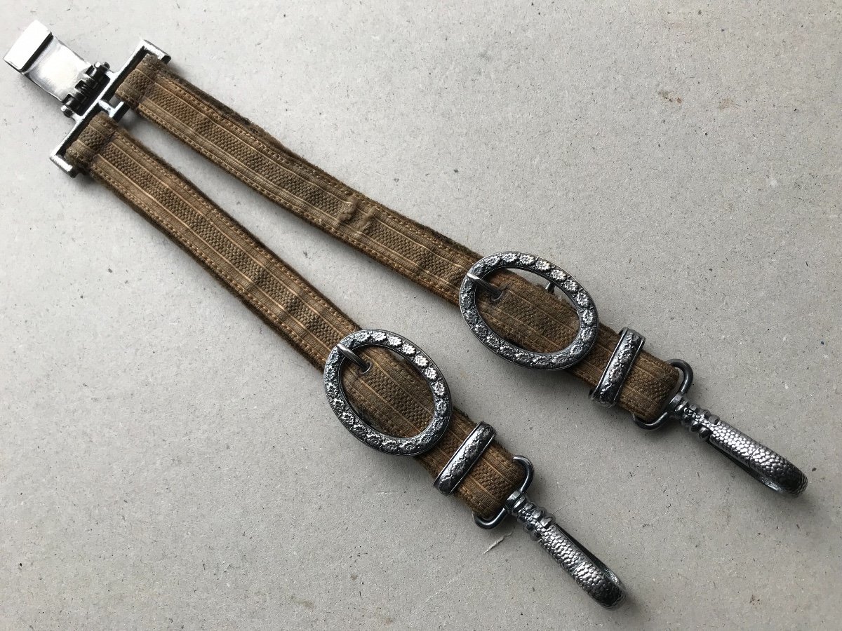 Bulgarian Dagger Hangers