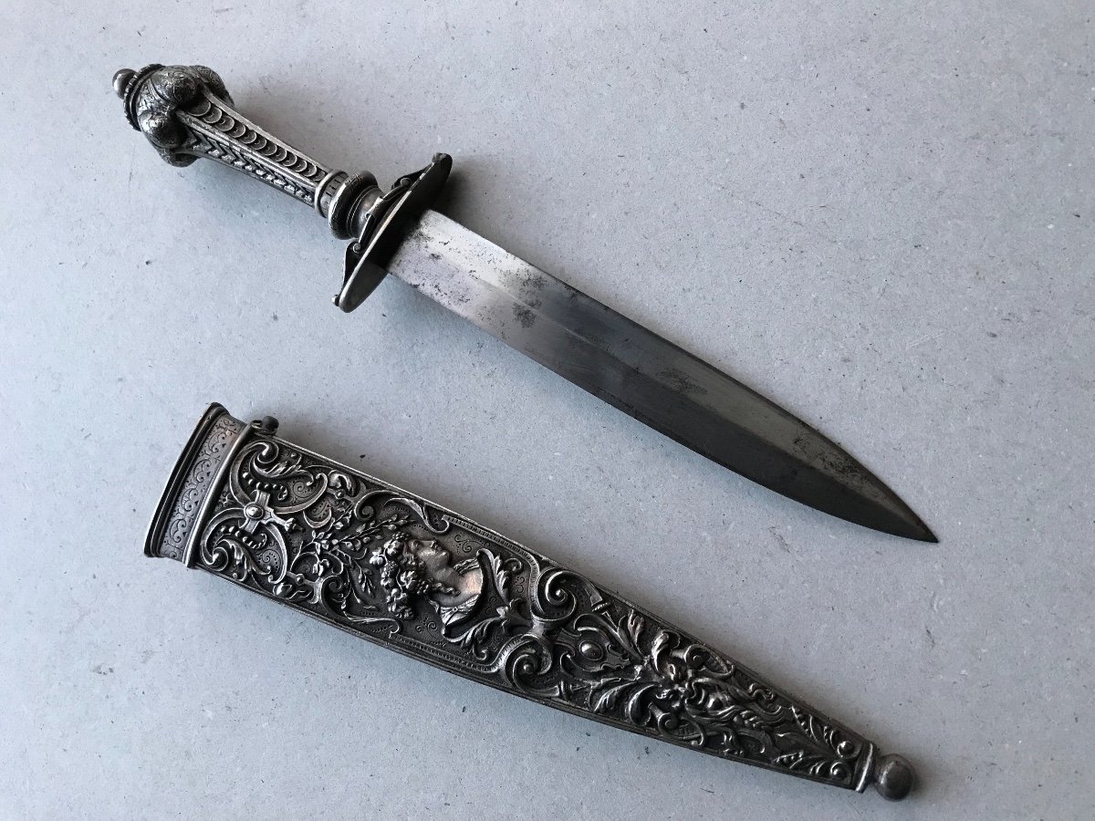 Romantic Dagger In Silvered Metal-photo-3