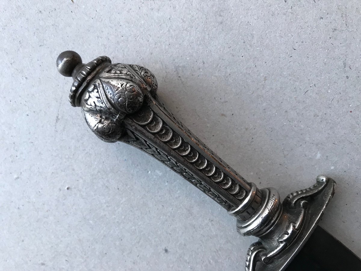 Romantic Dagger In Silvered Metal-photo-1