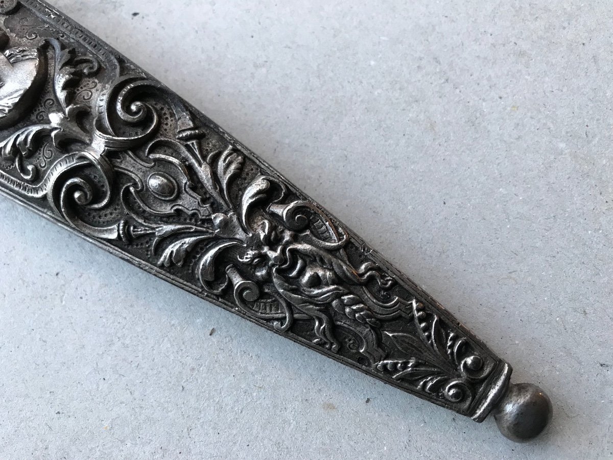 Romantic Dagger In Silvered Metal-photo-3