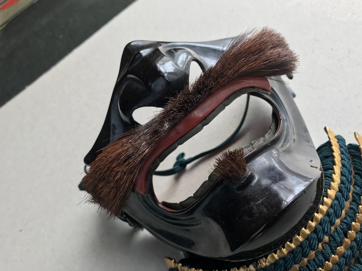 Nara Type Samurai Mask In Black Lacquered Iron-photo-3