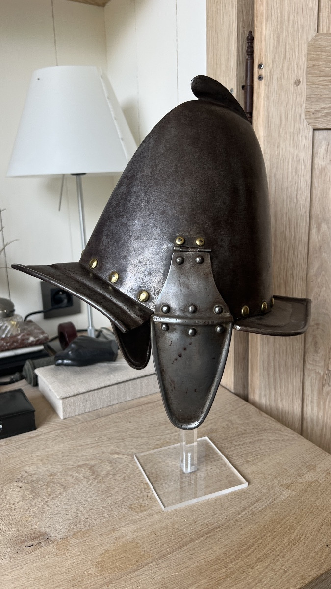 casque en fer forgé Moro des Philippines  