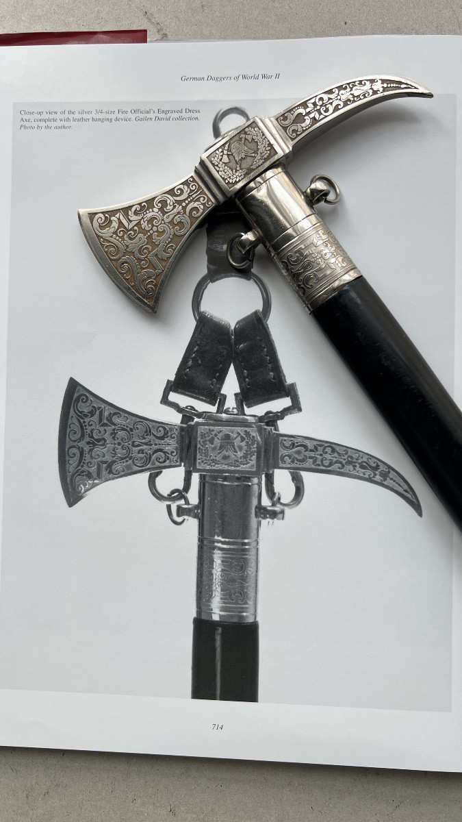 German Luxury Firefighter's Axe In 3/4 Proportion-photo-6