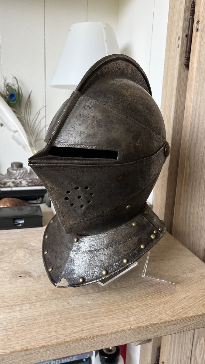 Armet / Casque de cavalier français du 16 ieme