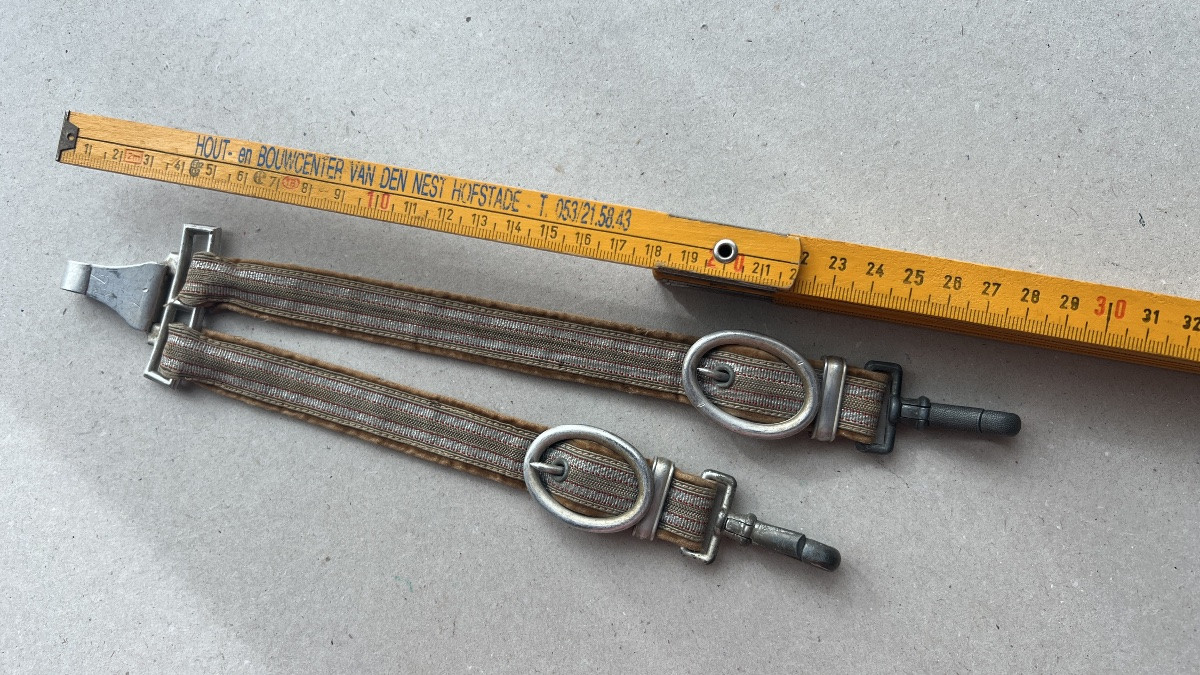 Drk Officer's German Dagger Hangers-photo-1