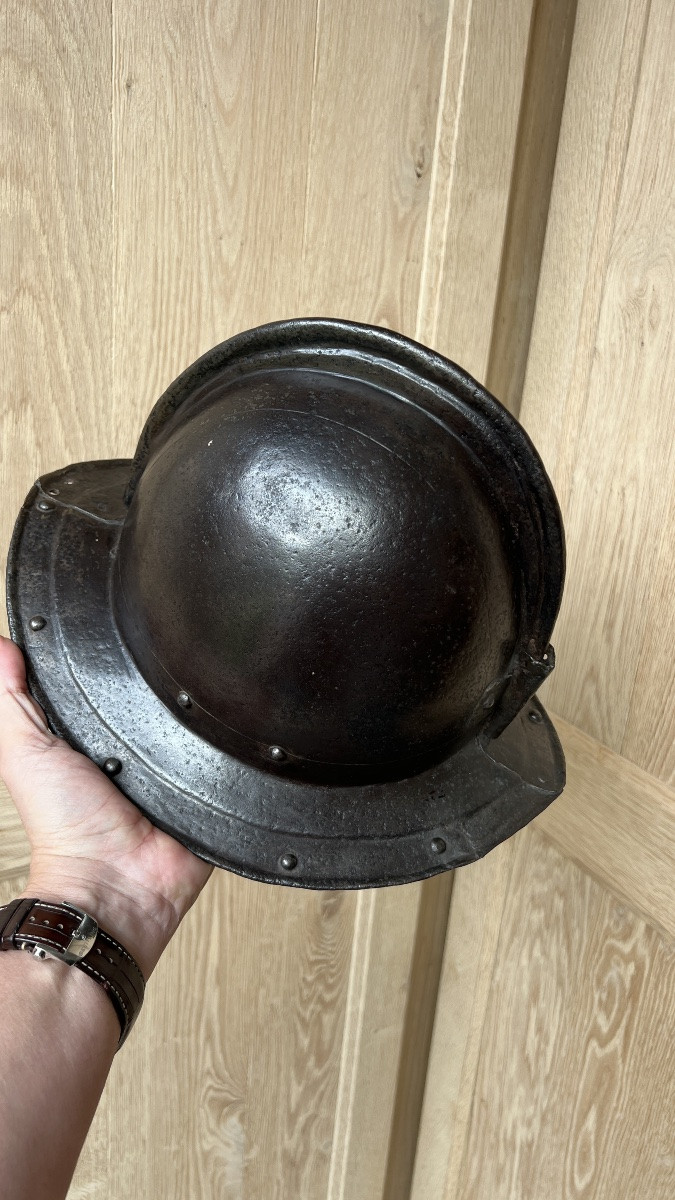 17th Century Infantry Helmet In Wrought Iron-photo-8