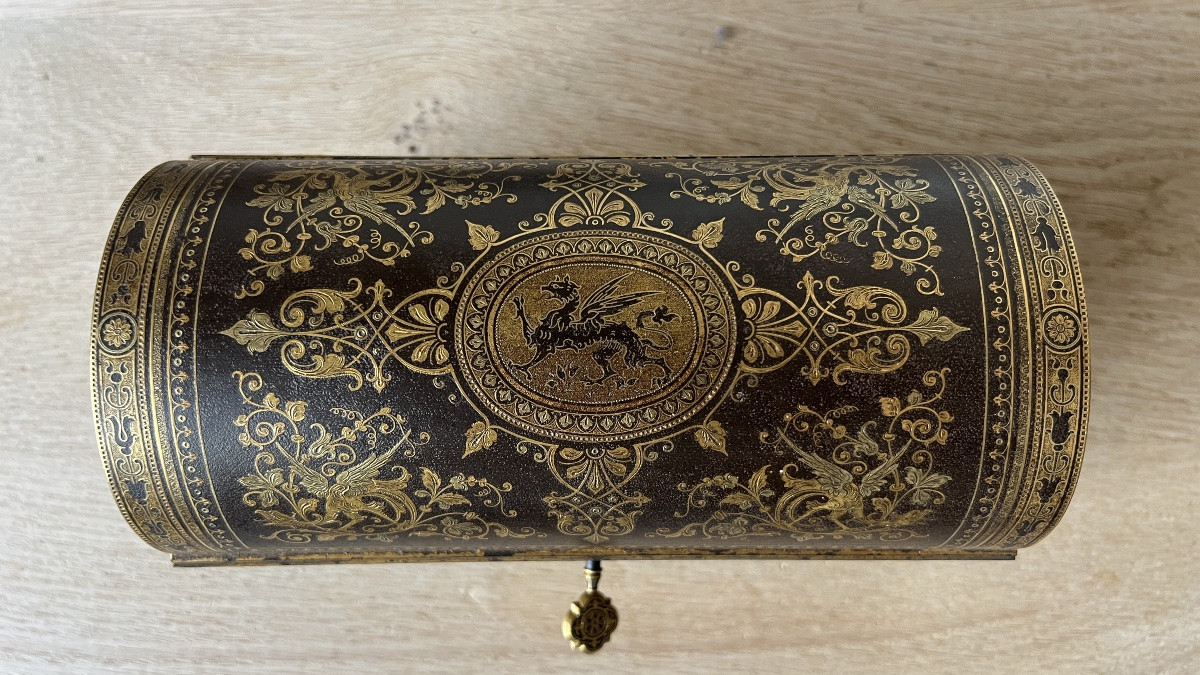 Large Toledo Damascene Iron Case Of Superior Quality-photo-3