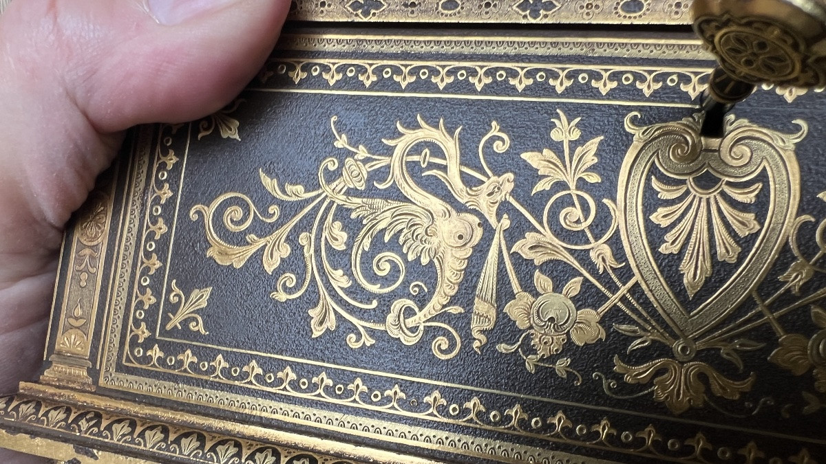 Large Toledo Damascene Iron Case Of Superior Quality-photo-5