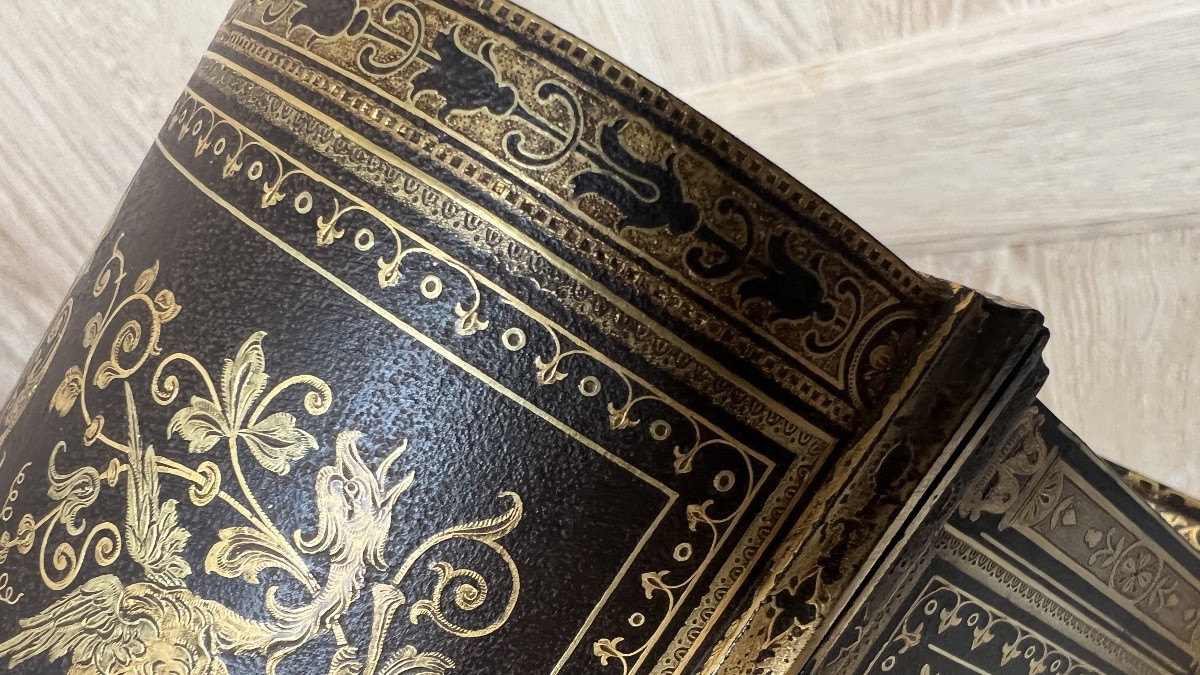 Large Toledo Damascene Iron Case Of Superior Quality-photo-7