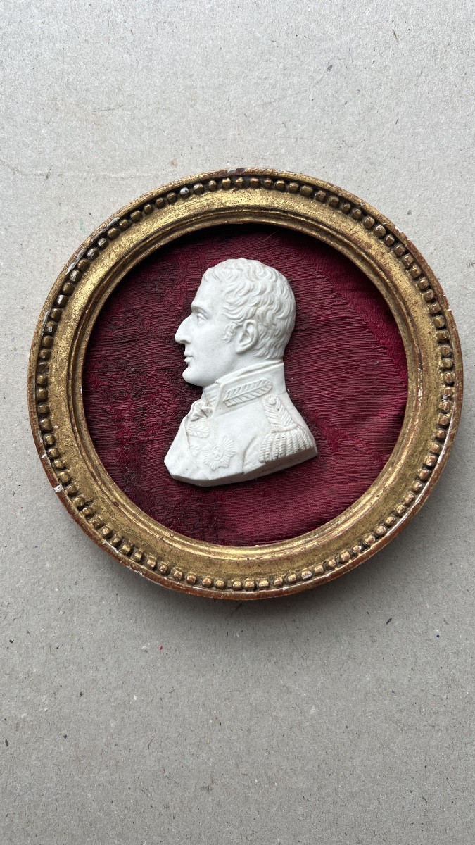 miniature de portret du Duc de  Wellington en biscuit