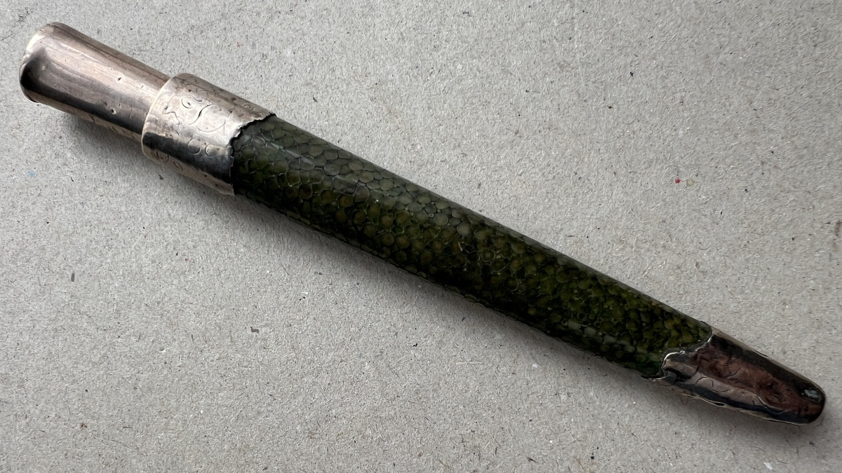 petit couteau en argent pour fumeur 