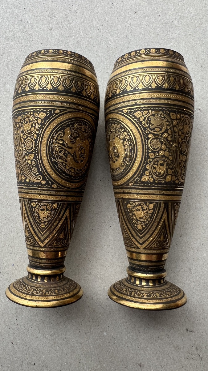 paire de vases en fer damasquiné de Tolède-photo-1