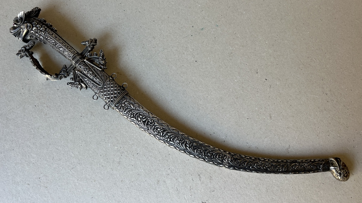 Silver Ceylon Castanets Short Sword - Dagger