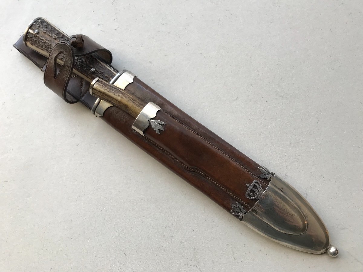 Grand Et Puisant Couteau De Chasse
