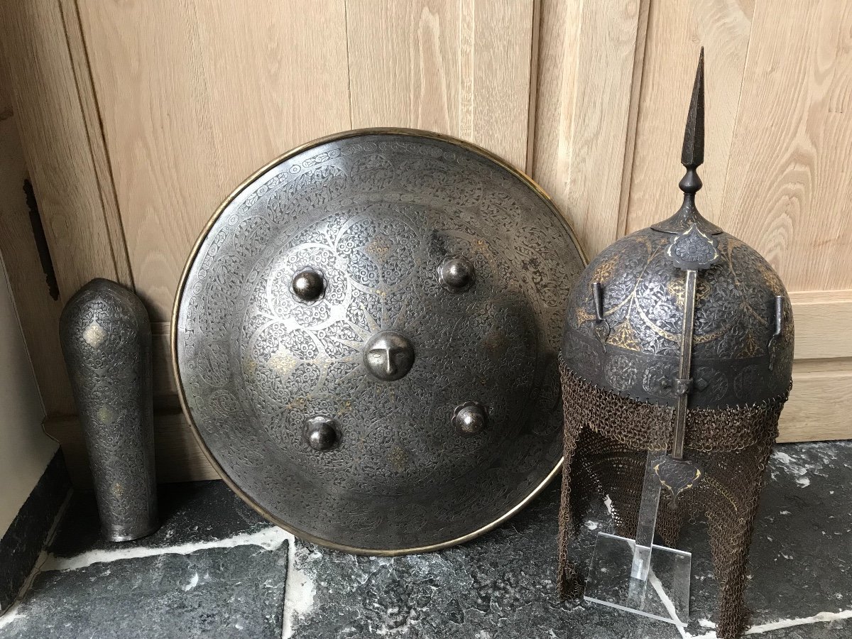 Persian Armor Set Of Helmet, Shield And Bazu Band-photo-5