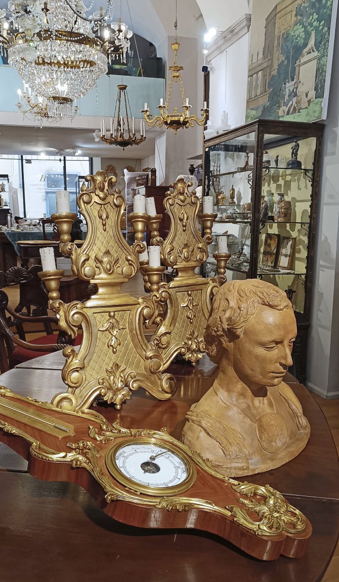 Mid 18th Century Pair Of Golden Wood Candlesticks-photo-4