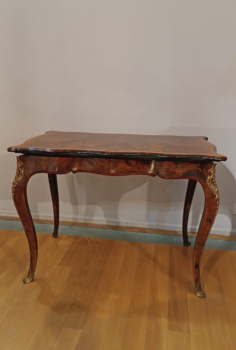 Early 19th Century Walnut Briar Game Table-photo-3