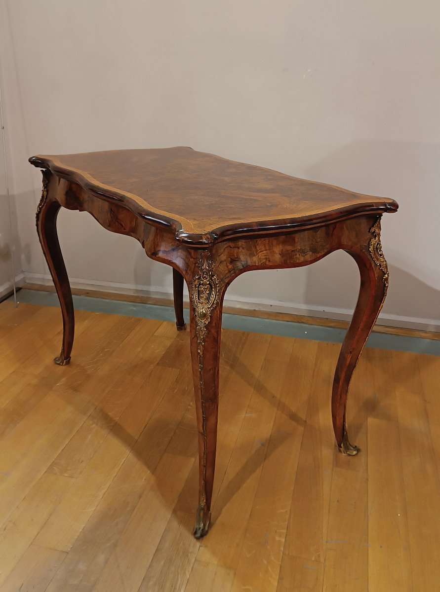 Early 19th Century Walnut Briar Game Table-photo-8