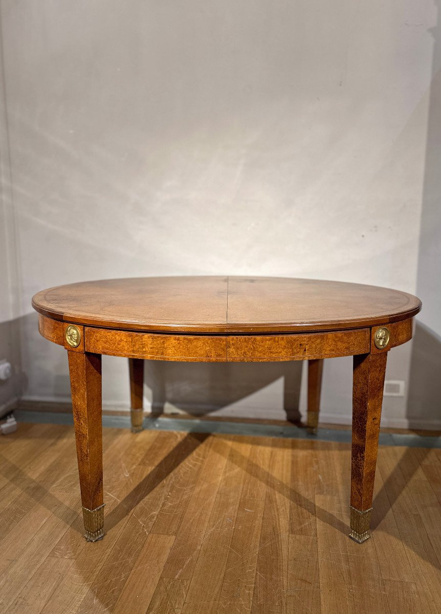 End Of The 19th Century Oval Table In Maple -photo-2