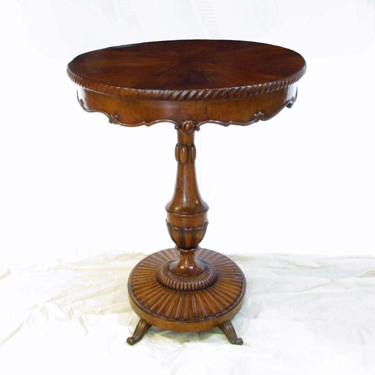 Early 19th Century Oval Coffee Table-photo-2