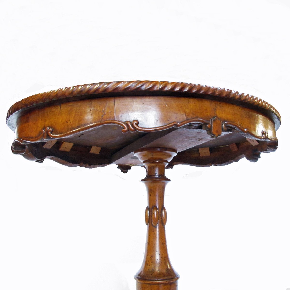 Early 19th Century Oval Coffee Table-photo-4