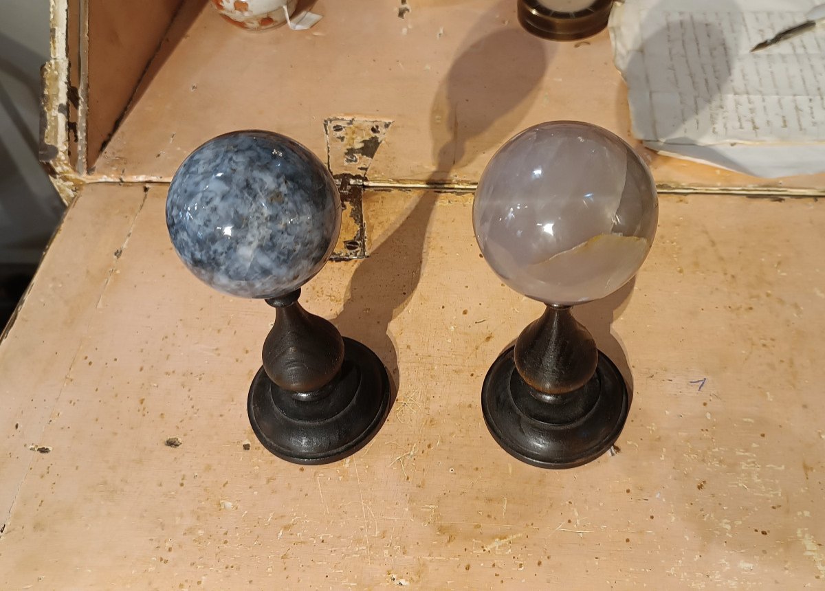 Early 19th Century Pair Of Quartz Spheres-photo-1