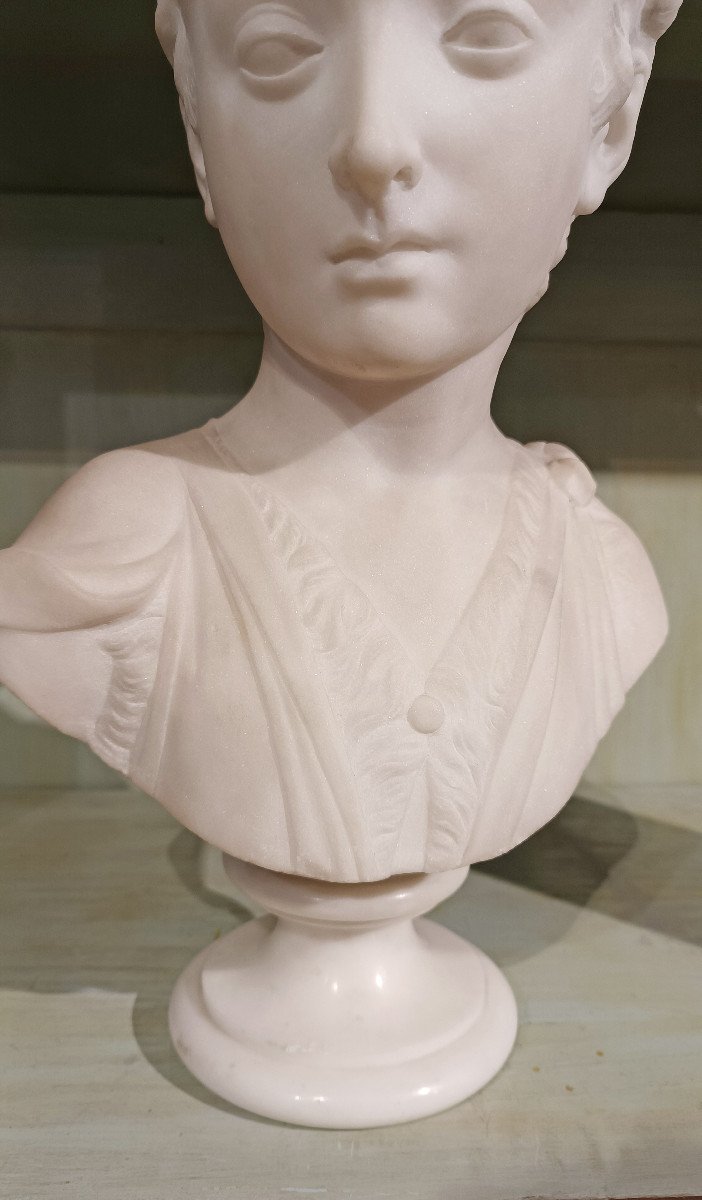 Late 18th-early 19th Century Marble Bust Of A Young Charioteer-photo-3