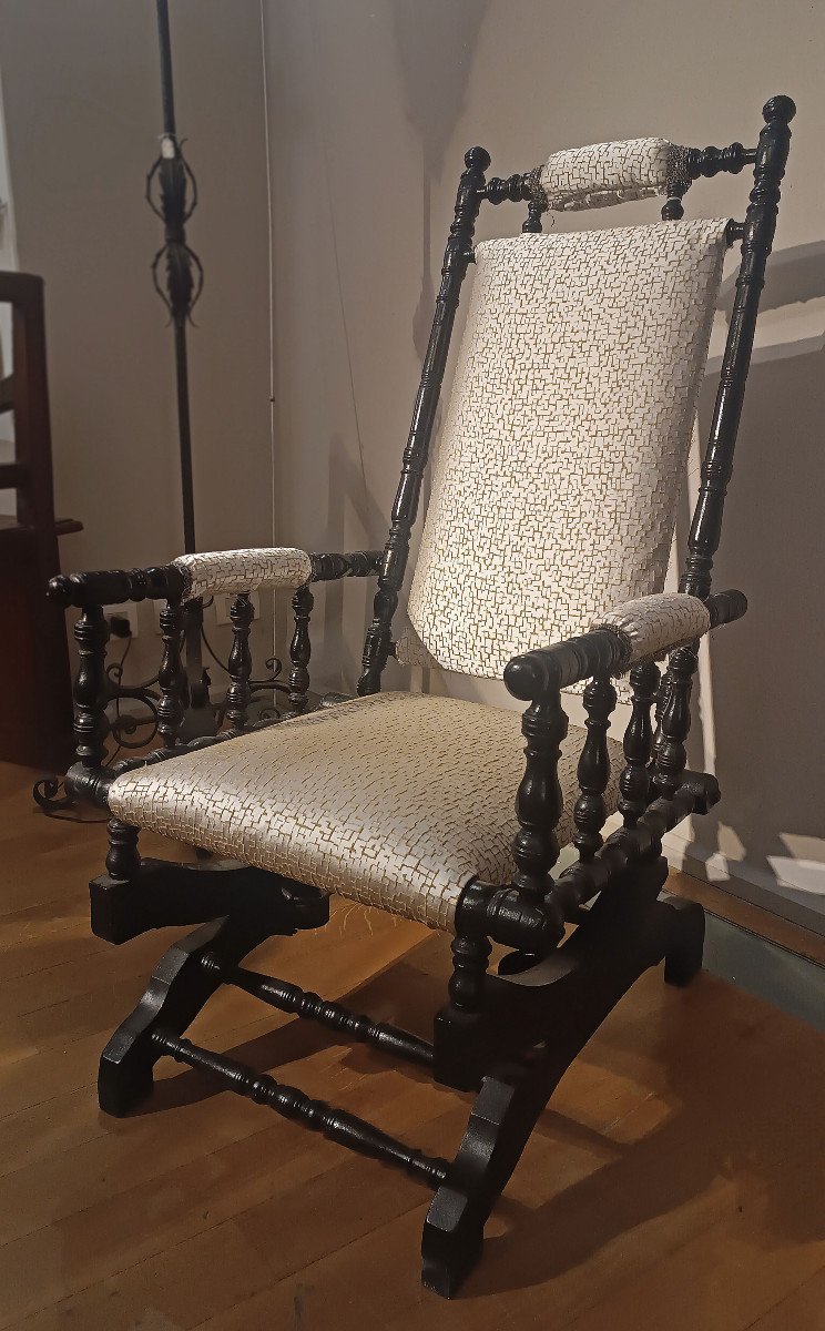 Mid 19th Century Rocking Armchair -photo-5