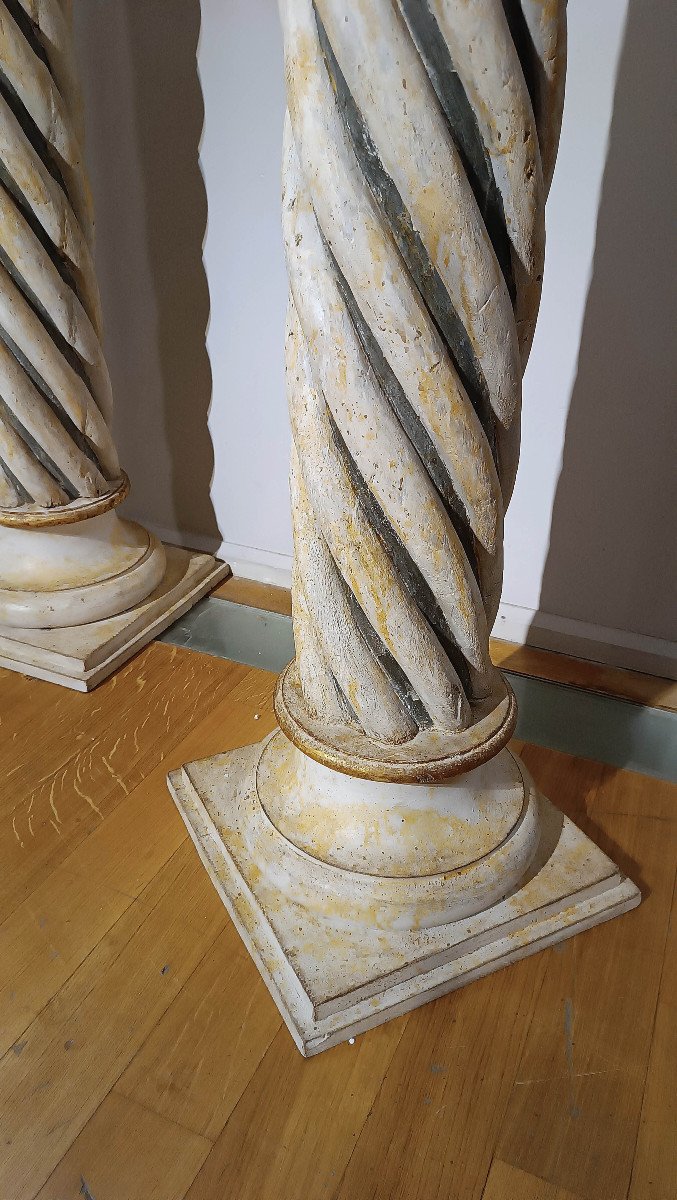 PAIRE DE COLONNES TORSIONS EN BOIS PEINT 18ème SIÈCLE-photo-3