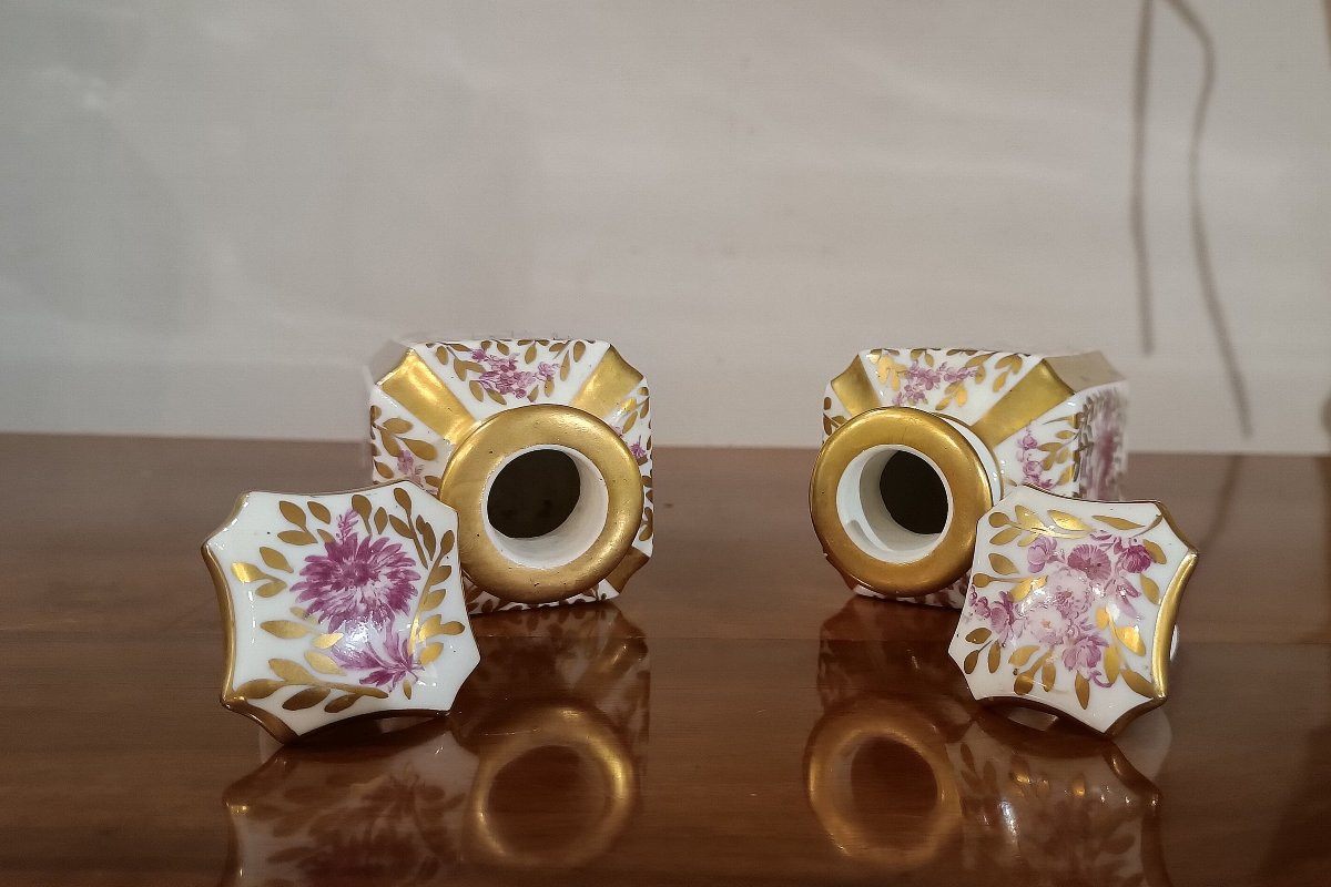 First 19th Century Pair Of Small Porcelain Bottles-photo-3