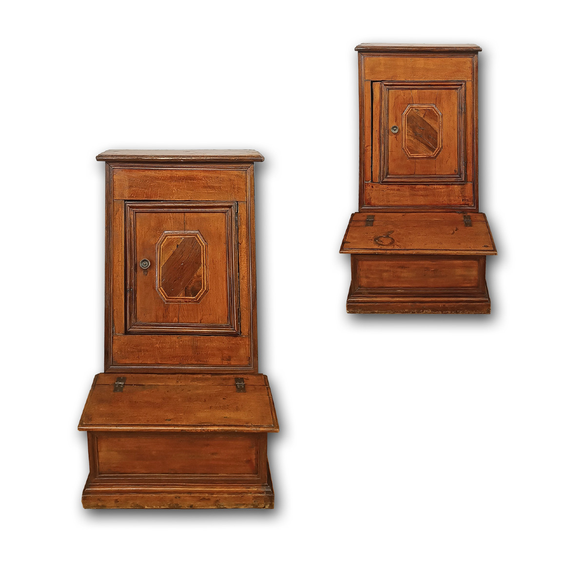 Late 17th Century Pair Of Louis XIV Walnut Kneelers 