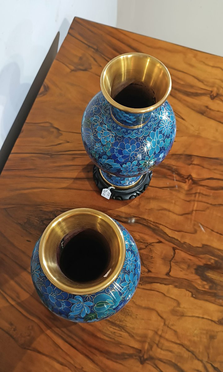 Late 19th-early 20th Century Pair Of Cloisonné Chinese Vases -photo-2