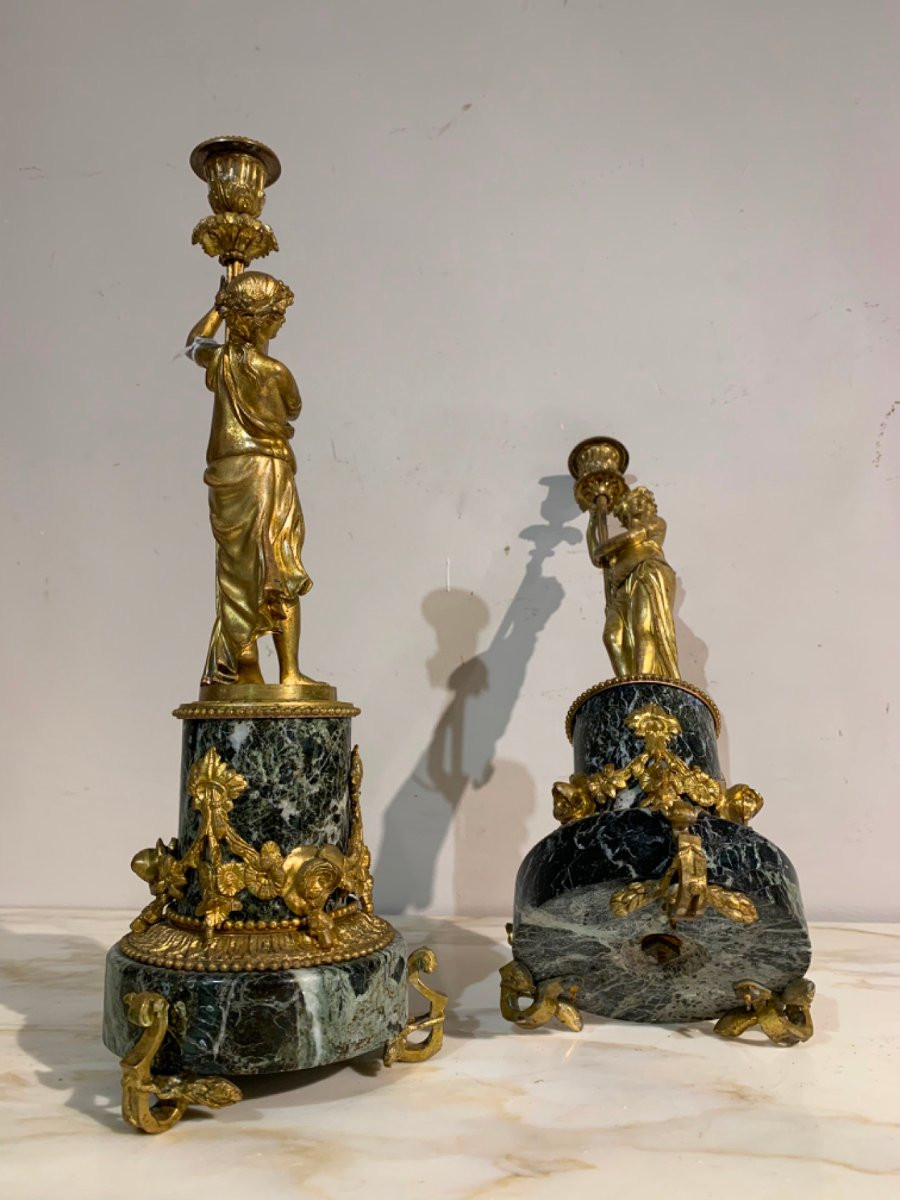 Mid 19th Century Pair Of Candelabra With Vestals -photo-1