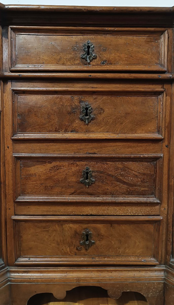 PETITE COMMODE EN NOYER DÉBUT DU 18ème SIÈCLE-photo-7