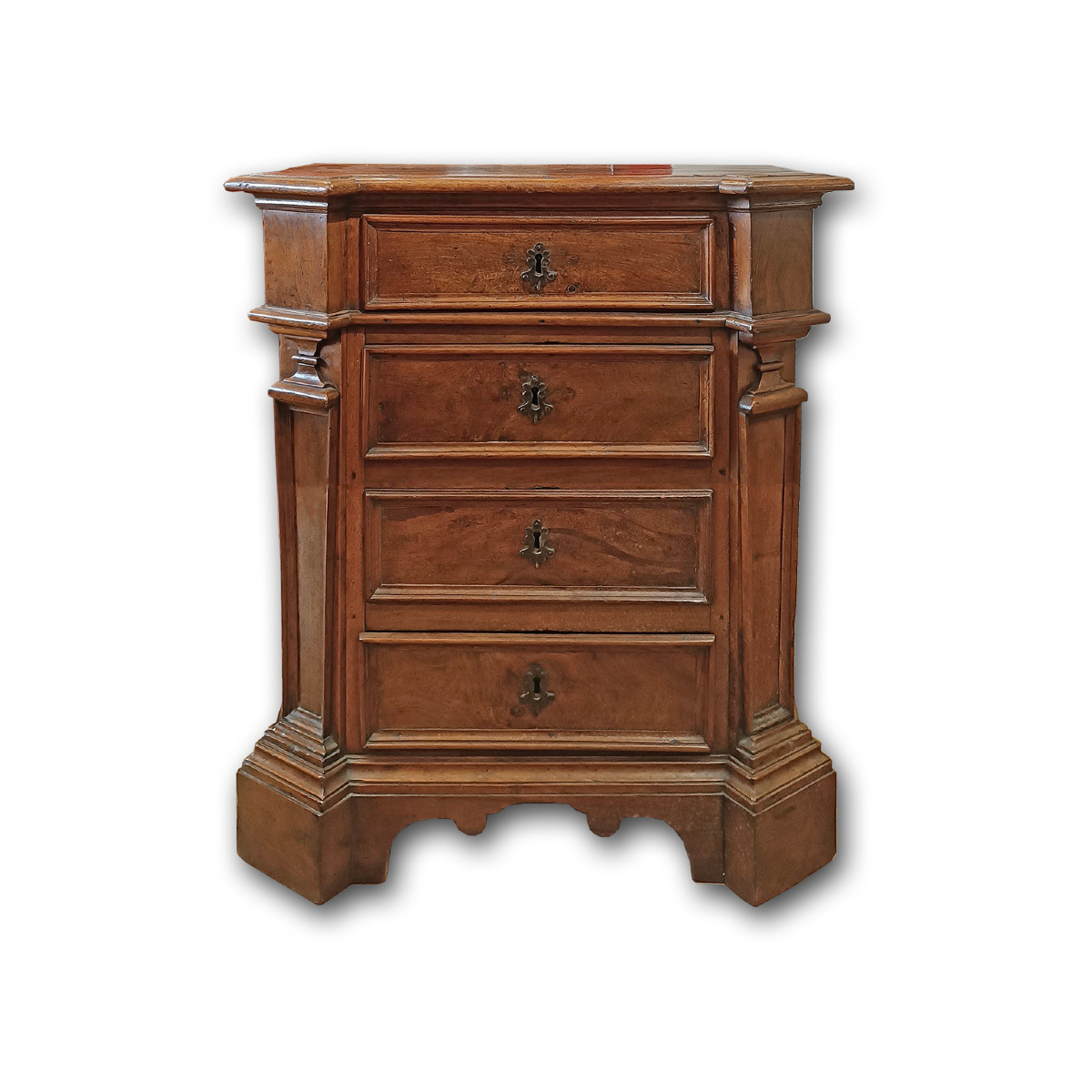 PETITE COMMODE EN NOYER DÉBUT DU 18ème SIÈCLE