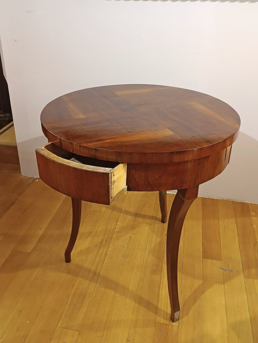 TABLE BASSE RONDE DIRECTOIRE EN NOYER FIN DU 18ème SIÈCLE-photo-2