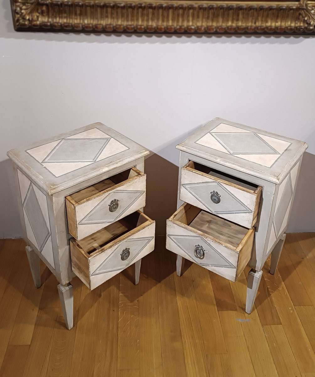 PAIRE DE TABLES DE CHEVET NÉOCLASSIQUES PEINTES DÉBUT DU 19ème SIÈCLE-photo-4