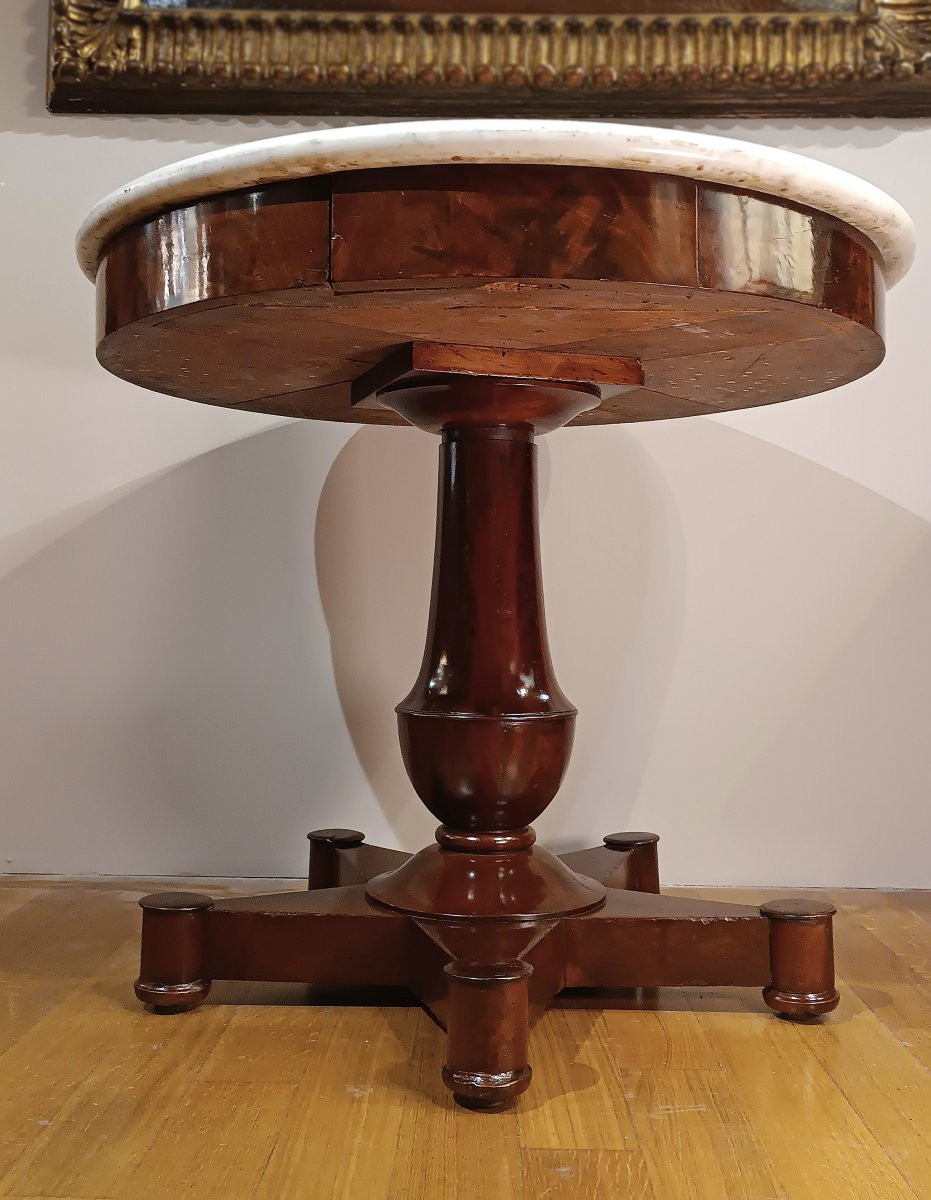 First Half Of The 19th Century Round Table In Mahogany -photo-5