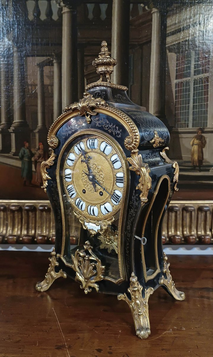 PENDULE DE STYLE LOUIS XV EN BRONZE DORÉ ET MARQUETERIES MILIEU DU 19ème SIÈCLE-photo-2