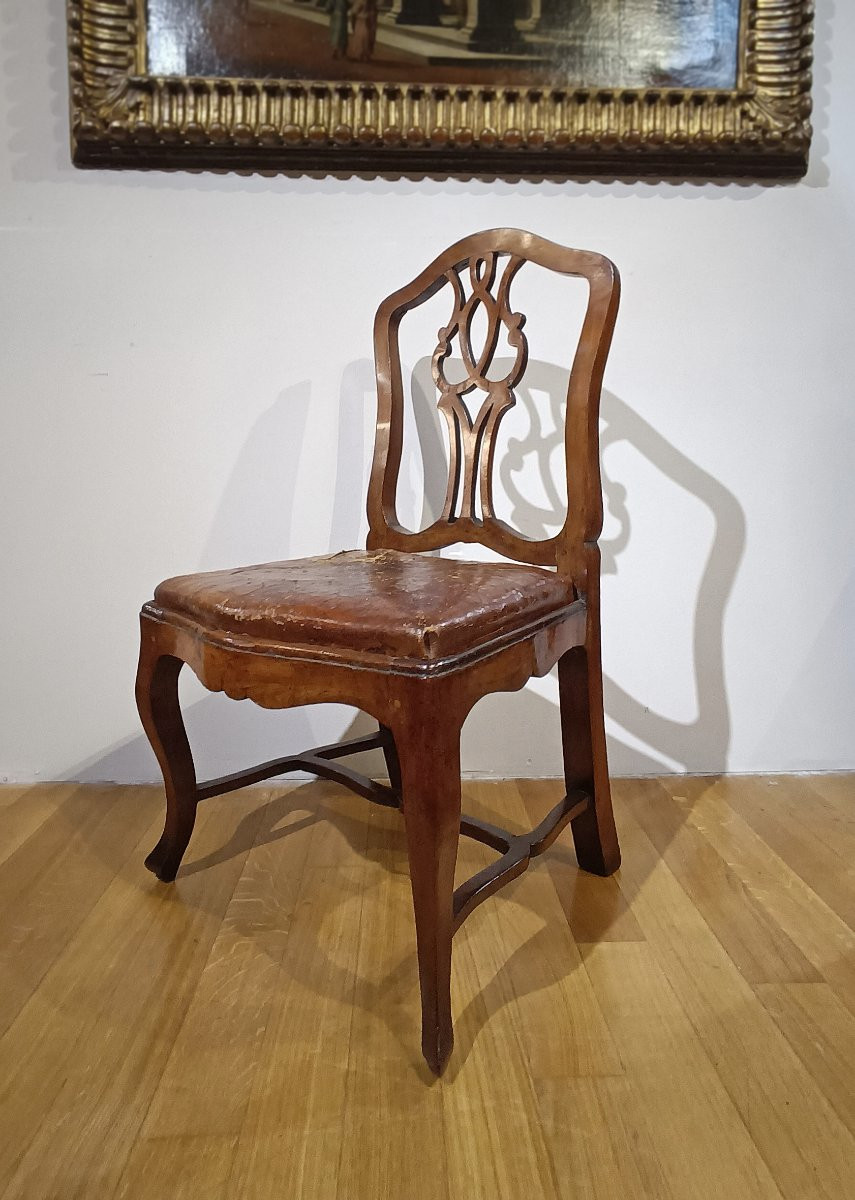 ENSEMBLE DE DIX CHAISES LOUIS XV EN NOYER MILIEU DU 18ème SIÈCLE-photo-2