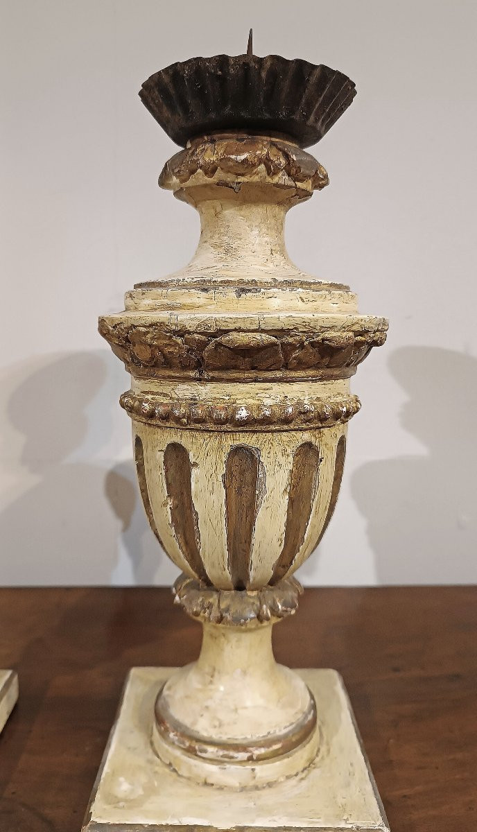 PAIRE DE CANDÉLABRES LAQUÉS ET DORÉS SECONDE MOITIÉ DU 18ème SIÈCLE-photo-2