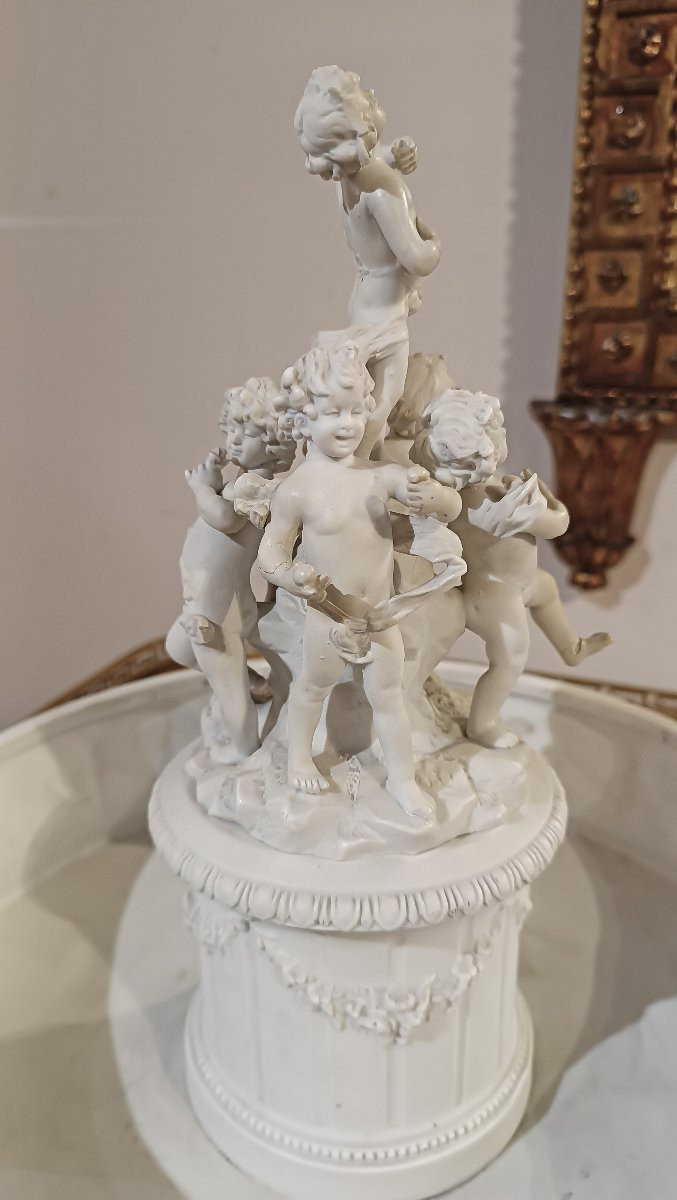 First Half Of The 19th Century Porcelain Biscuit Centerpiece-photo-4