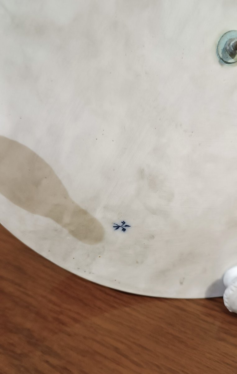 First Half Of The 19th Century Porcelain Biscuit Centerpiece-photo-8