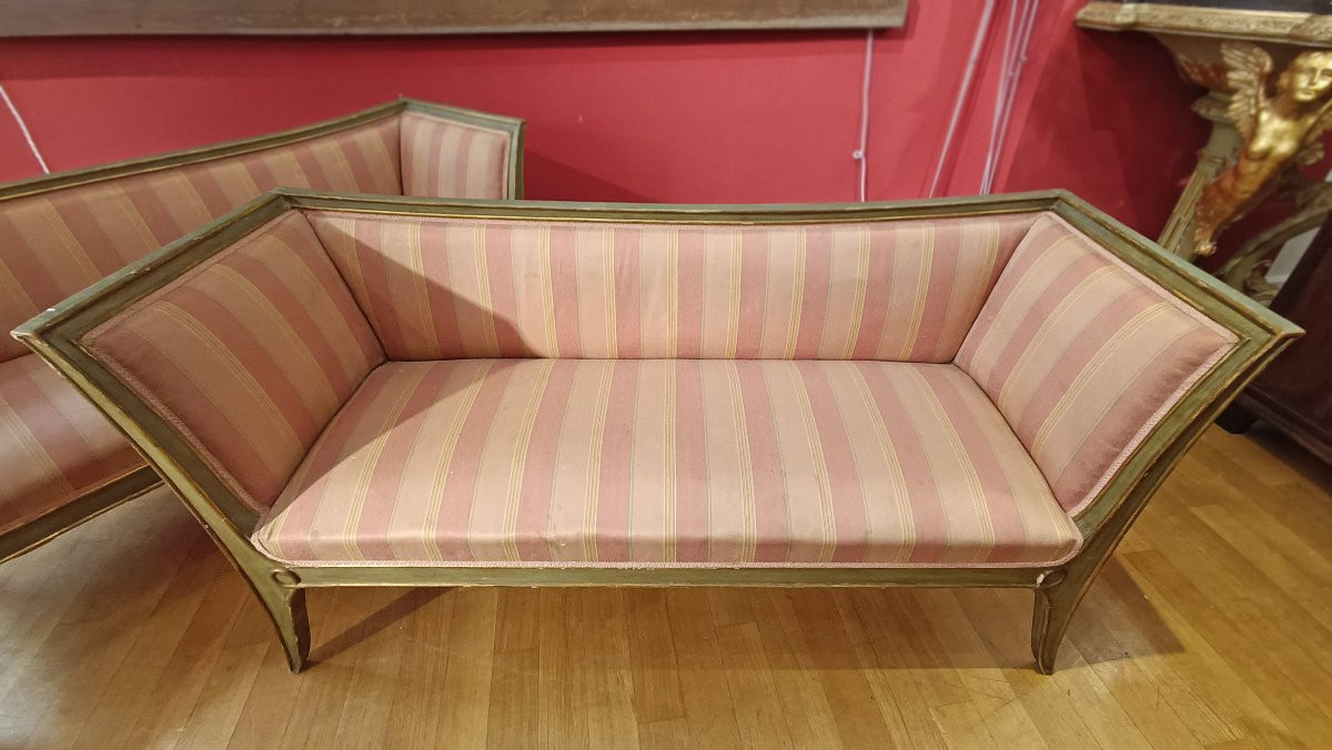 Mid-19th Century Pair Of Gilt And Lacquered Sofas-photo-2