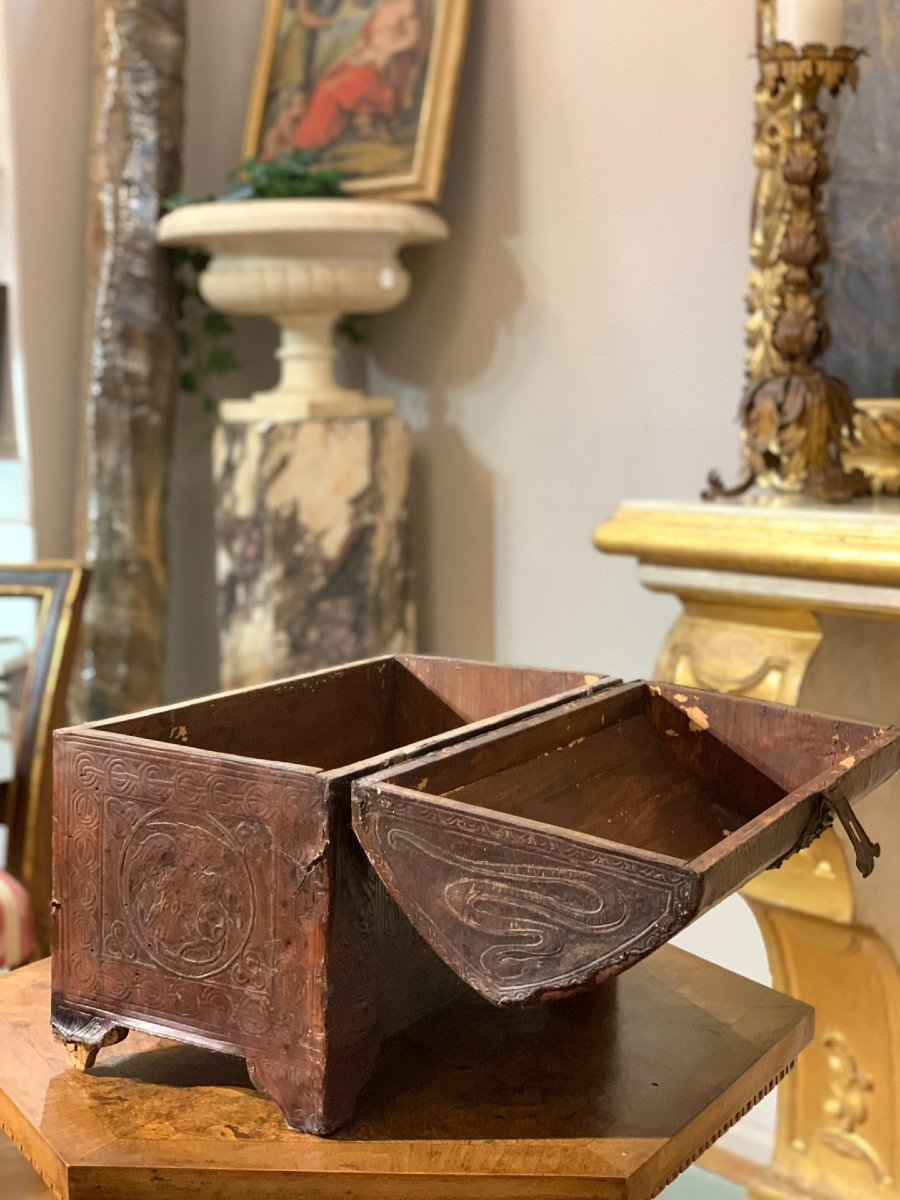 BOÎTE POUR BOUGEOIR EN CUIR 19ème SIÈCLE-photo-5