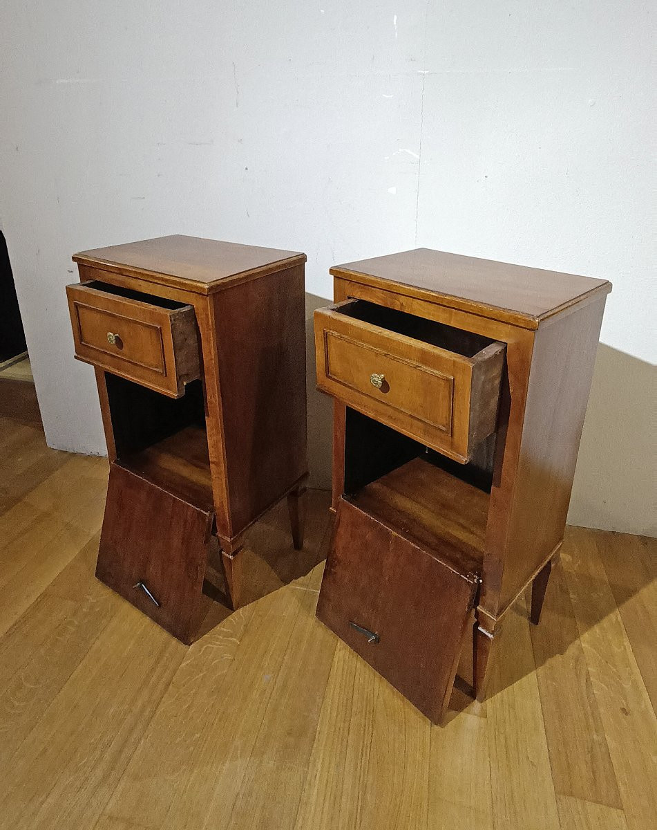 Late 18th Century Pair Of Louis XIV Walnut Bedside Tables-photo-2