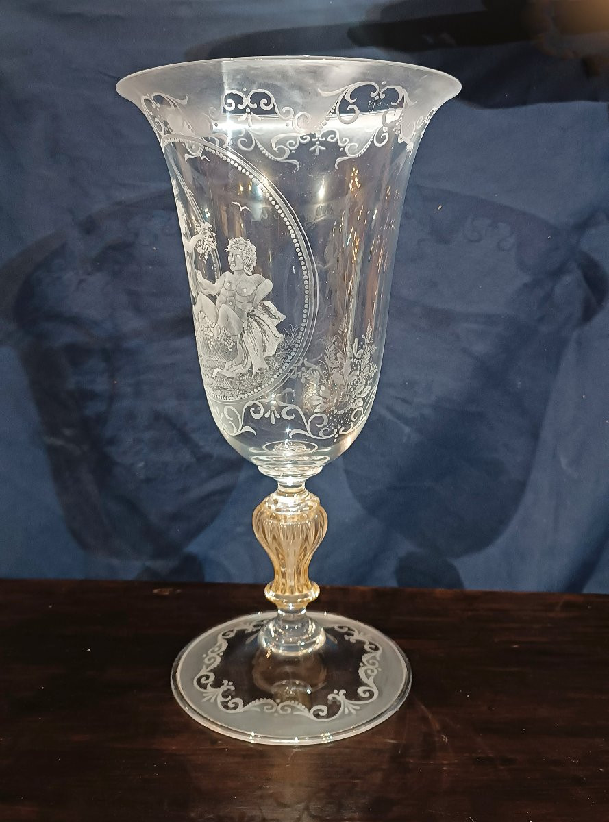 Late 18th-early 19th Century Engraved Murano Glass Vase-photo-3