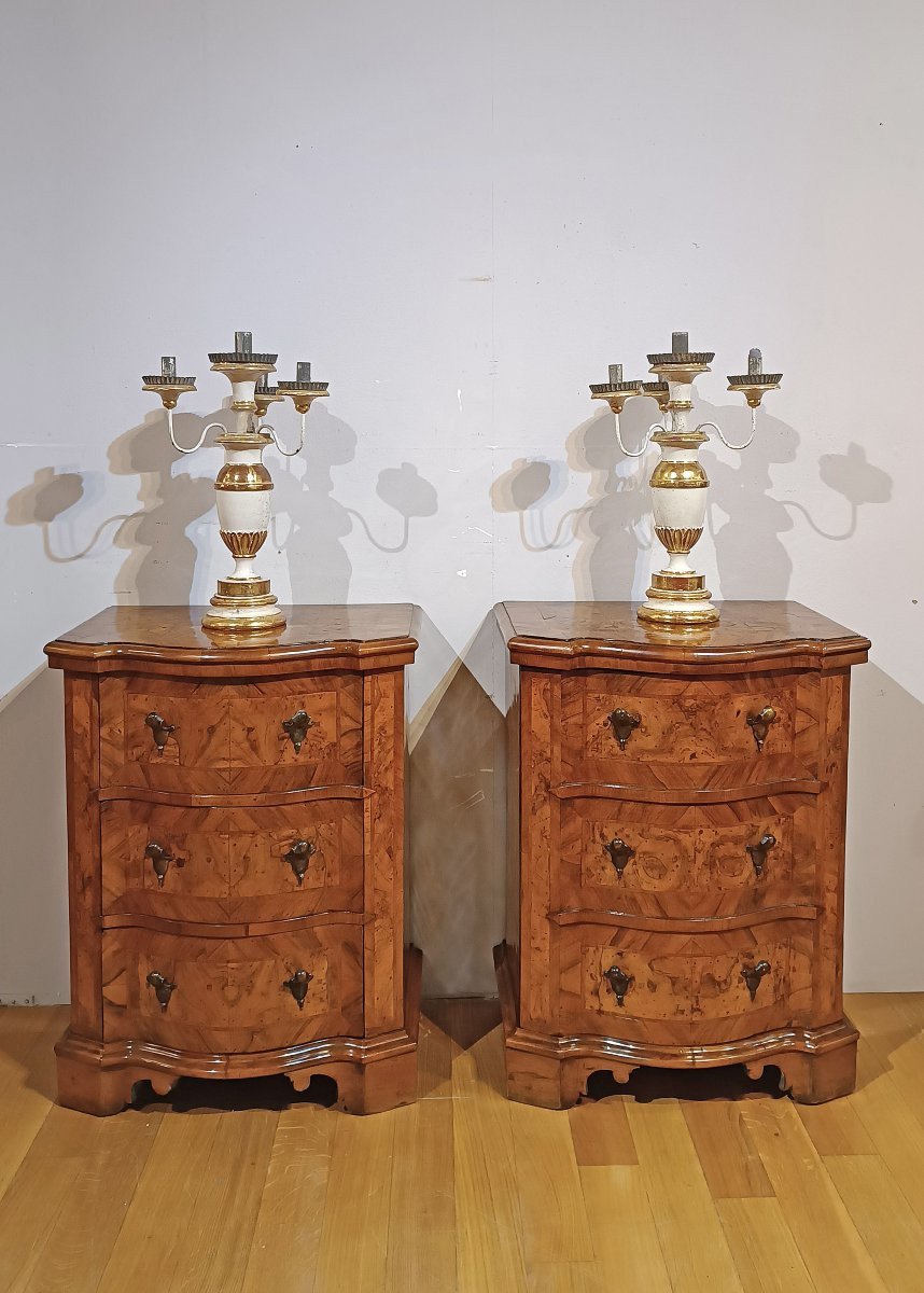 First Half Of The 18th Century Pair Of Louis XIV Slab Bedside Tables-photo-6